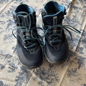 Hoka Women's hiking Boots